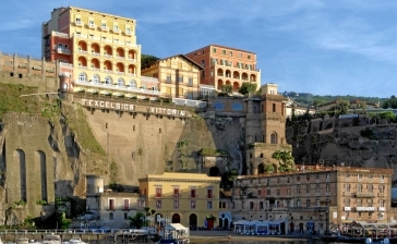 Via Marina Piccola