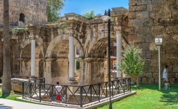 Hadrian Kale Kapısı