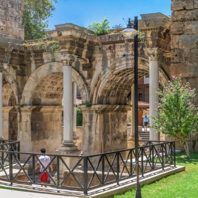 Hadrian Kale Kapısı