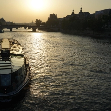 Twin City Liner