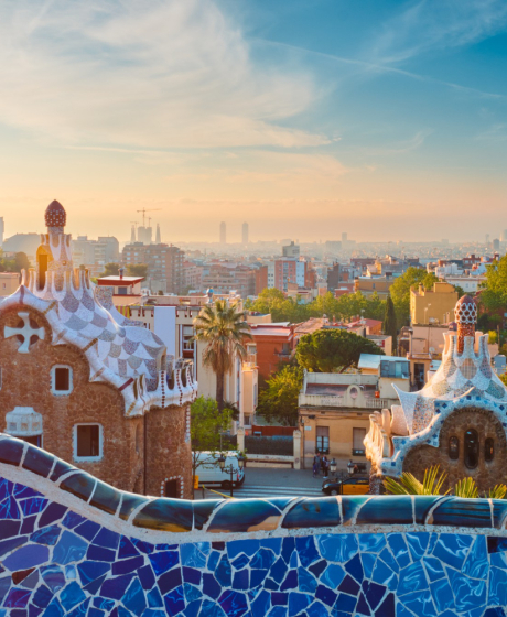Rental of wheelchairs, mobility scooters, adjustable beds, and transfer hoists in Barcelona
