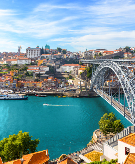 Aluguer de cadeiras de rodas, scooters de mobilidade, camas articuladas e guindastes de transferência em Porto